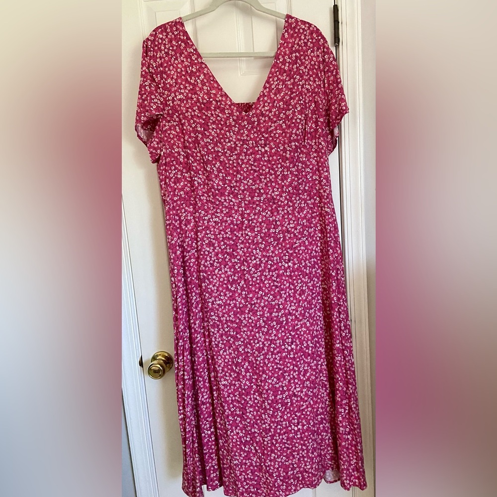 Beautiful flowy floral print “Beth Dutton” dress
